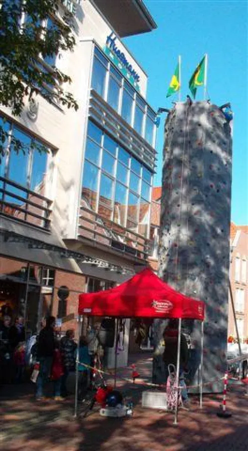 der Kletterberg von Kiddyfun in Action