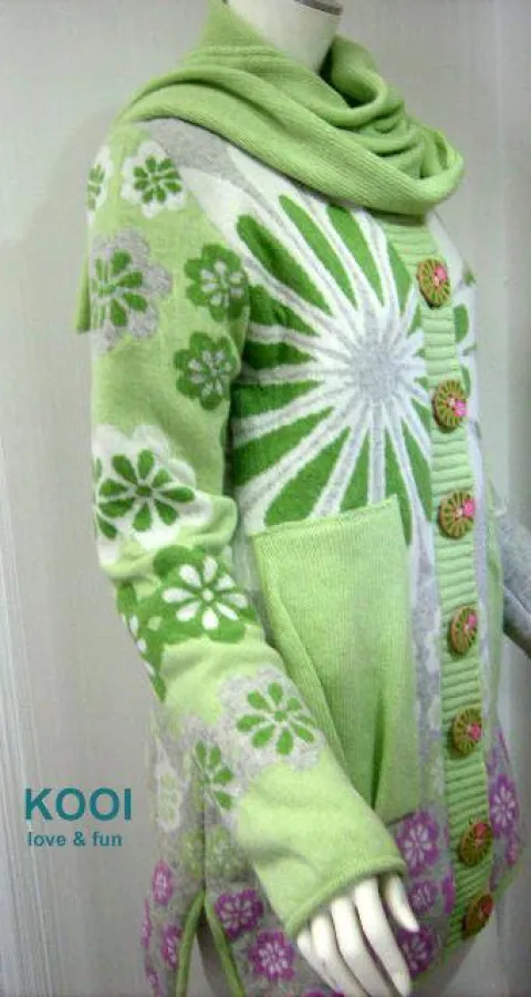 KOOI knitwear  fashion for individuals