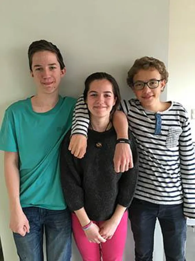 Die drei mutigen Schulsanitäter v.l.n.r: Bjarke Hoyem, Rosa Hoyem, Martin Lucke. Foto: ASB München