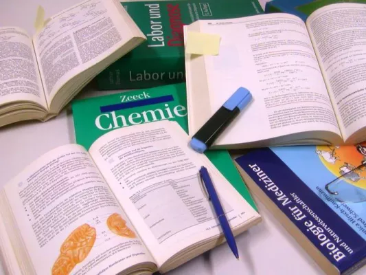 Medizinisch-technischer Assistent (m/w) oder Biomedizinischer Assistent (m/w) Infotag - 21.08.09 am RBZ Köln Bild: Medizinisch-technischer Assistent (m/w) oder Biomedizinischer Assistent (m/w) Infotag - 21.08.09 am RBZ Köln