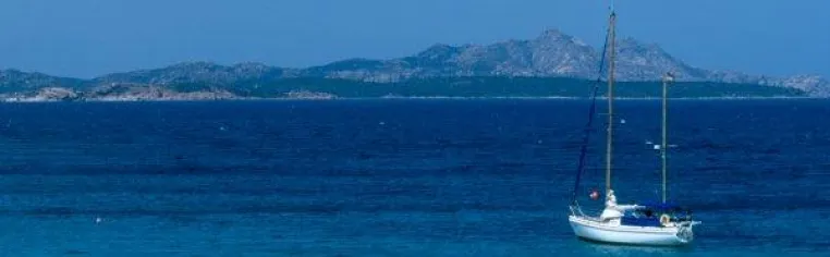 Bild: Faszinierende Segeltörns rund um Sardinien mit ferien-in-sardinien.com