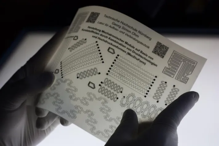 Additive Fertigung zur Herstellung elektronischer Baugruppen Bild: Additive Fertigung zur Herstellung elektronischer Baugruppen