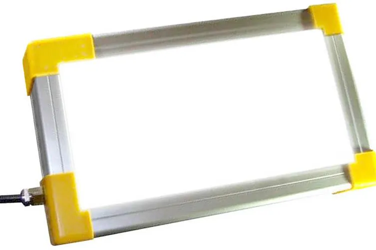 Bild: EffiBL – Neueste LED Technologie in der Hintergrundbeleuchtung von Effilux