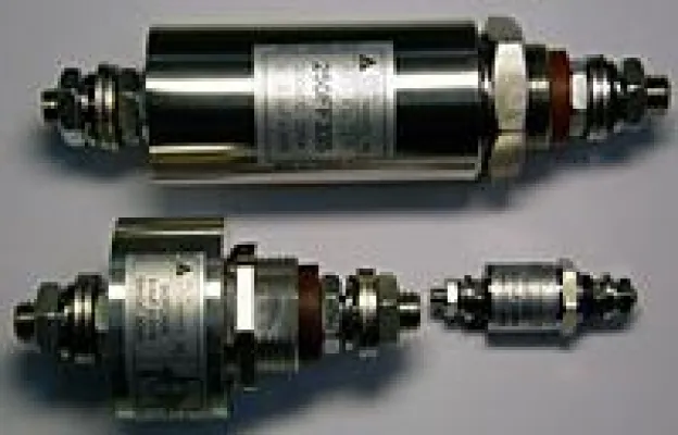 Bild: Delta Electronics präsentiert FC-Serie von Durchgangskondensatoren