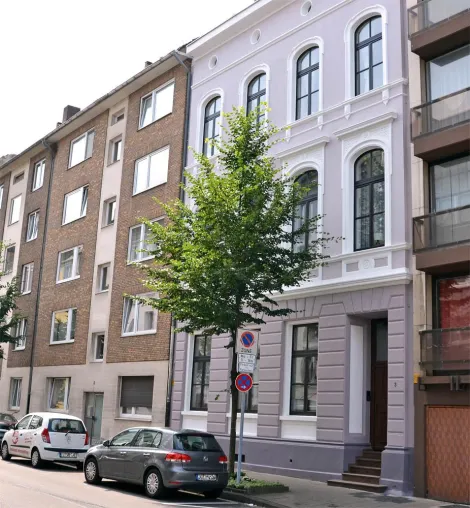 Bild: Eine gekonnt renovierte Fassade steigert den Wert der Immobilie