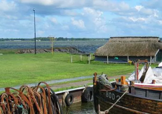 Bild: Mit dem Hausboot auf den Spuren von Störtebeker