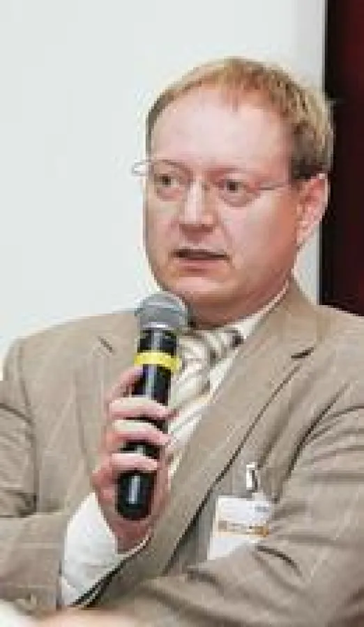 Burkhard Röhrig in einer Diskussion