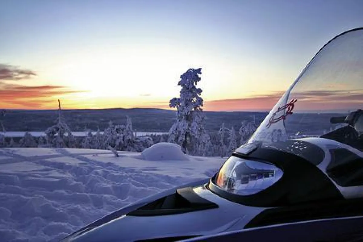 Motorschlittensafari in Russland