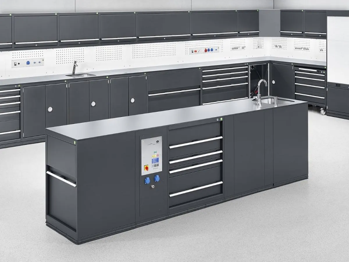 Die bott cubio Betriebseinrichtung für Kfz Servicewerkstätten