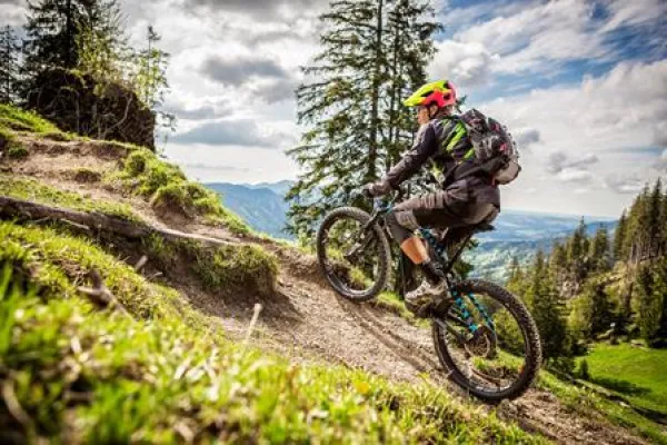 Bild: E-Mountainbiken im Aldiana Hochkönig Elektrisch zu Höchstleistungen