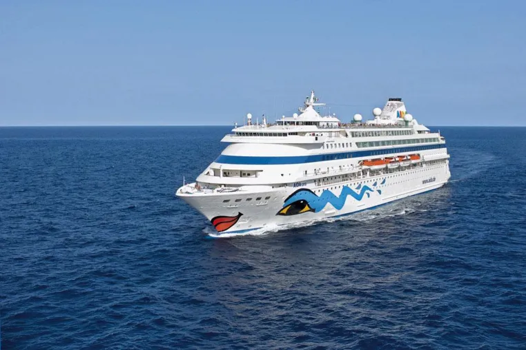 DIE WELLENREITER - Die liebenswerte Antwort auf den deutschen Sommer - Sail Away mit AIDAcara Bild: DIE WELLENREITER - Die liebenswerte Antwort auf den deutschen Sommer - Sail Away mit AIDAcara