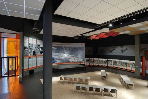 Bild: Vom klobigen Klotz zum eleganten Zentrum für noch mehr Gäste aus aller Welt