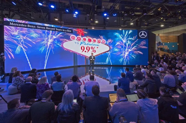 Bild: Medientechnik-Dienstleister AV-X freut sich über gelungenen Start