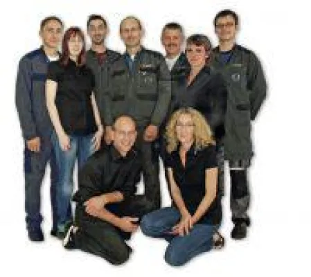 Bild: Auto Werk Kunze - Wo persönlicher Service und internationale Kompetenz die Kasse klingen lassen