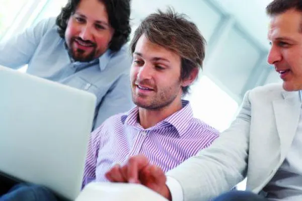 Bild: Berufsbegleitendes Fernstudium „Chemische Verfahrenstechnik“