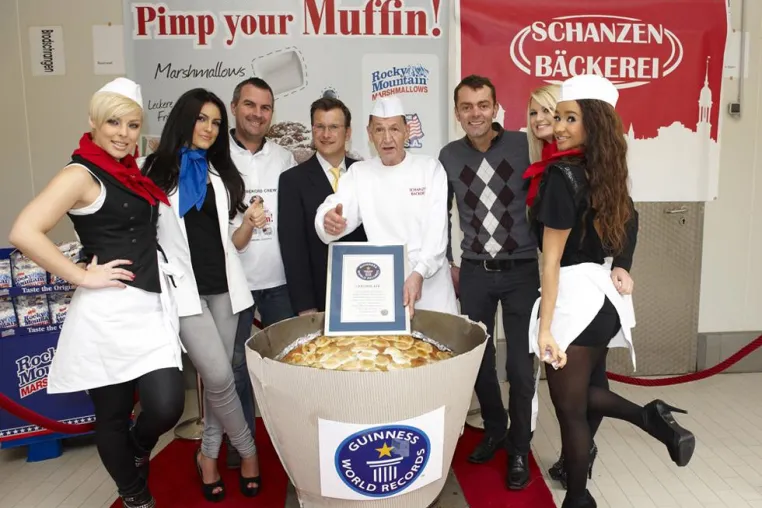 Bild: Größter Marshmallow-Muffin der Welt