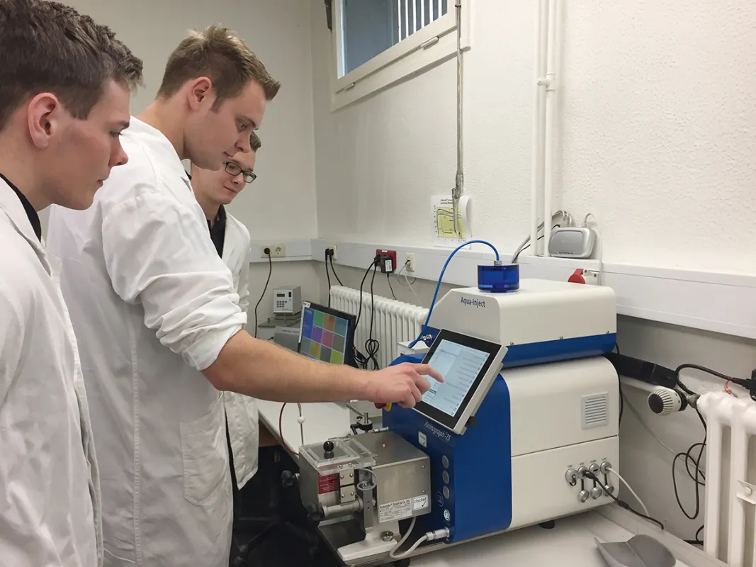 Praxisorientierte Ausbildung an der Deutschen Müllerschule Braunschweig (DMSB)