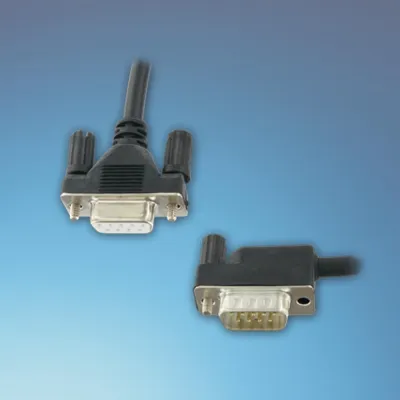Bild: Kundenspezifisch umspritzte D-Sub-Steckverbinder