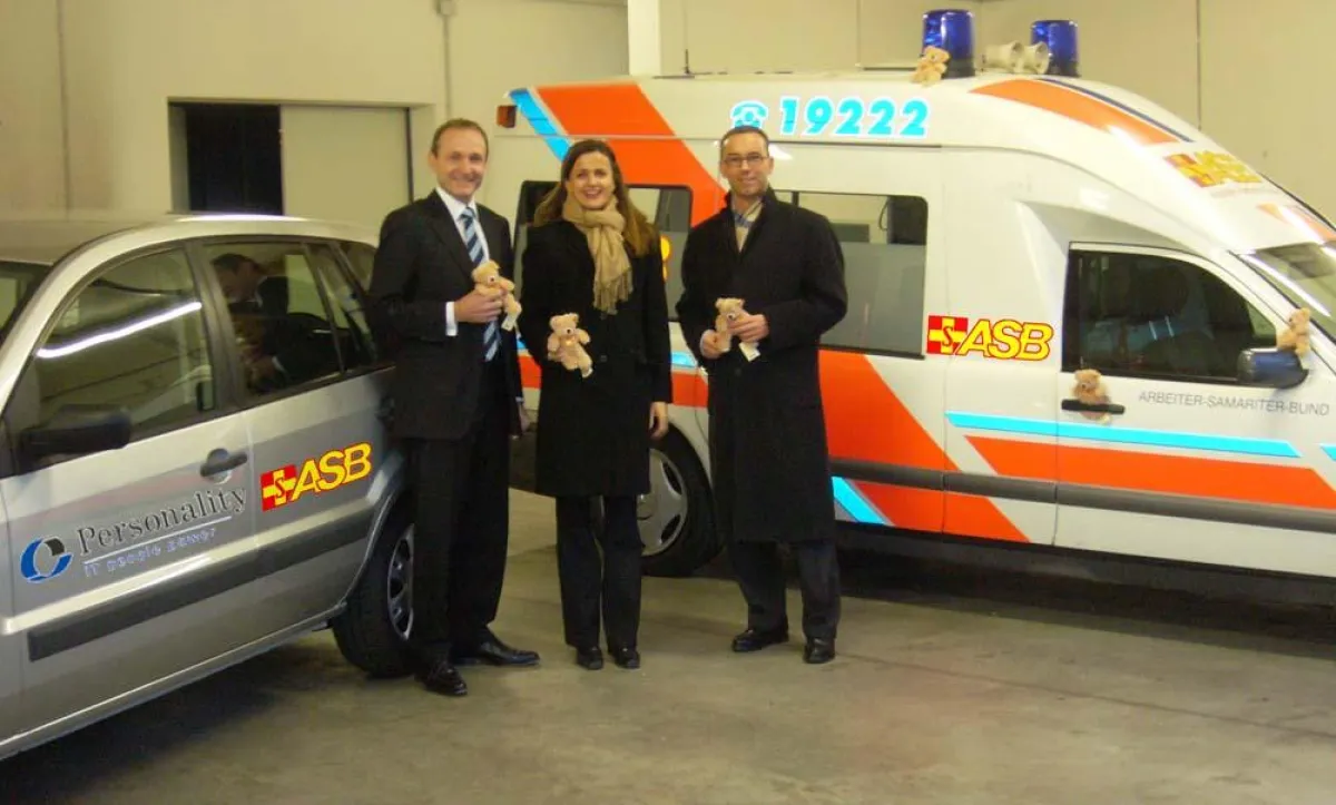 Von links Greg Marriott (Personality), Karin Marriott (Personality), Kersten Stier (ASB)