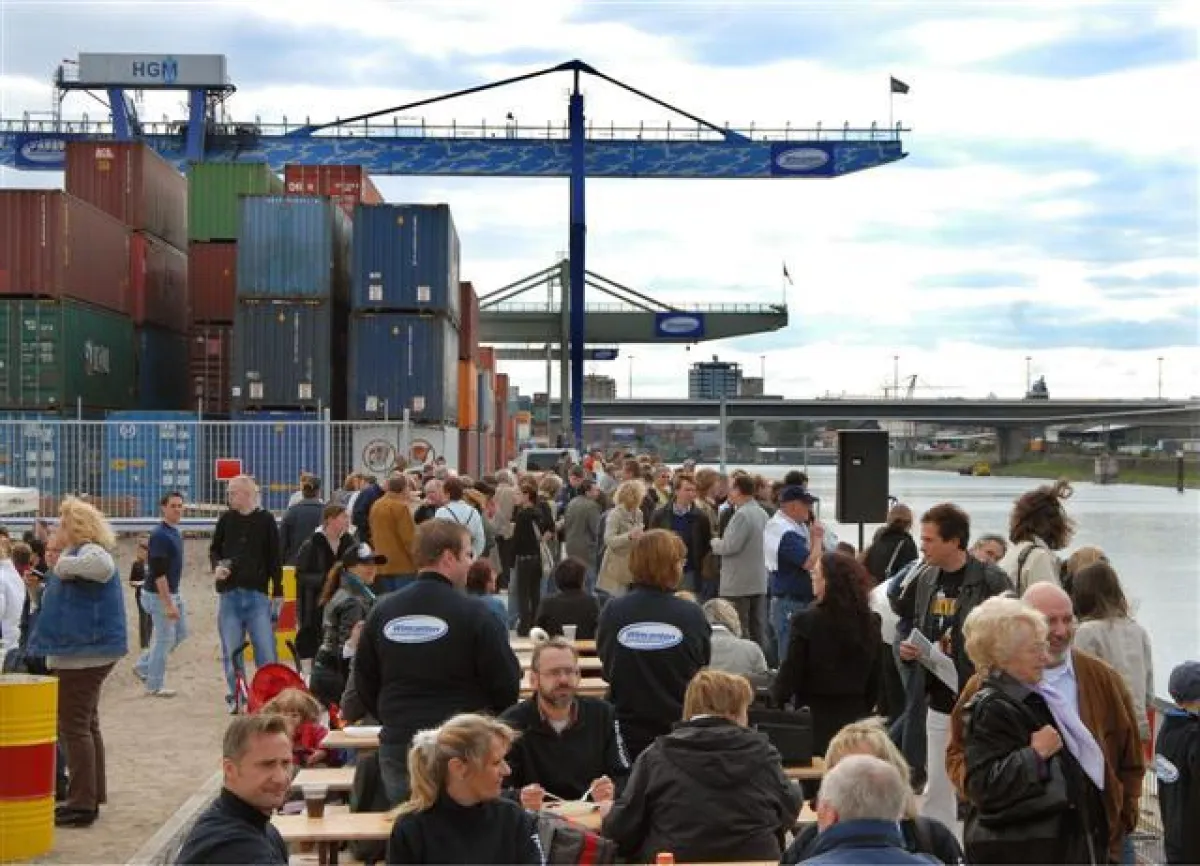 Die 100-Jahrfeier von Wincanton in Mannheim war gut besucht