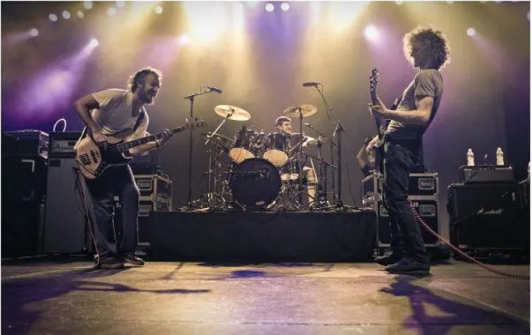 Aufruf an alle Krähen: State Radio Aktionen auf Tour Bild: Aufruf an alle Krähen: State Radio Aktionen auf Tour