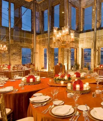 Bild: Exklusive Events im ehemaligen osmanischen Palast The Marmara Esma Sultan mit Blick über Istanbul