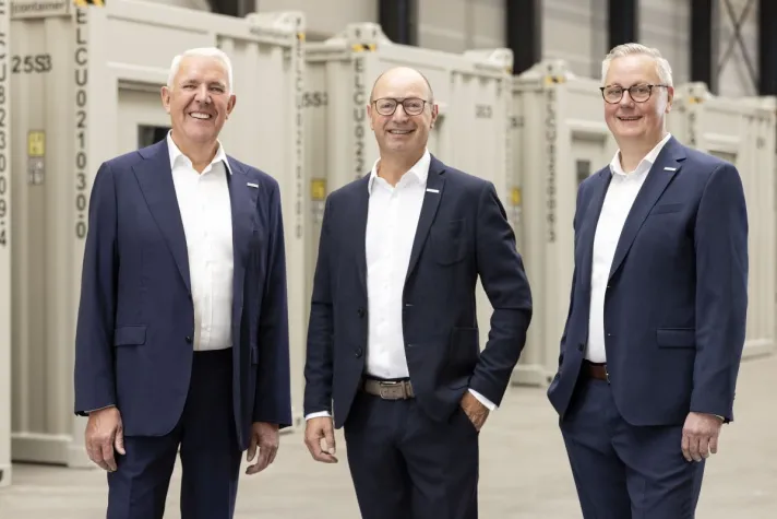 Führungswechsel bei der ELA Container Offshore GmbH Bild: Führungswechsel bei der ELA Container Offshore GmbH