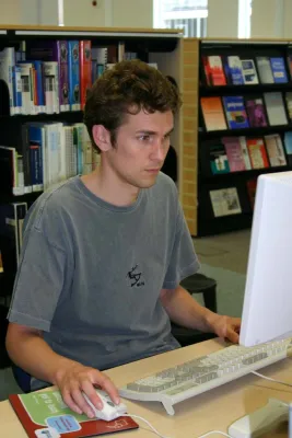 Bild: Last Minute Bewerbungen an der Open University: Anmeldefristen für das Studium an der britischen Fernuniversität enden bald