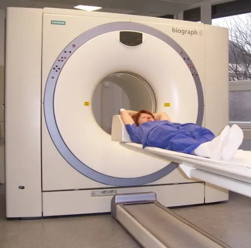 Bild: PET-CT wird im Klinikum Ernst von Bergmann in Potsdam eingeweiht