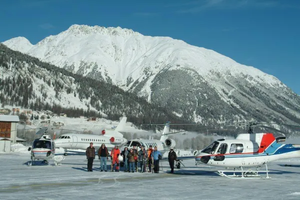 Bild: Mit dem gecharterten Privat-Jet auf Reisen