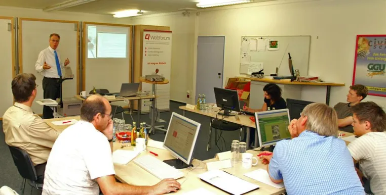 Starterseminar Internet-Marketing: Bei Google auf der „Pole-Position“? Bild: Starterseminar Internet-Marketing: Bei Google auf der „Pole-Position“?