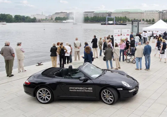 Bild: Faszinierende Porsche-Parade 2009 in Hamburg