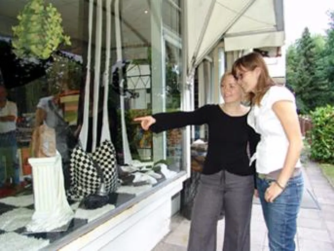 6. Schaufenster-Wettbewerbes der Raumausstatter- und Sattler-Innung Berlin