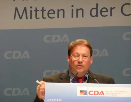 Bild: CDU Sozialausschüsse lehnen weitere Einschnitte bei Beamtenpensionen ab