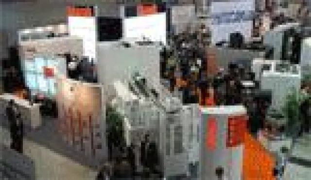 Bild: Bären GmbH baut 630 qm Messestand für Yamazaki Mazak auf der AMB 2010 in Stuttgart