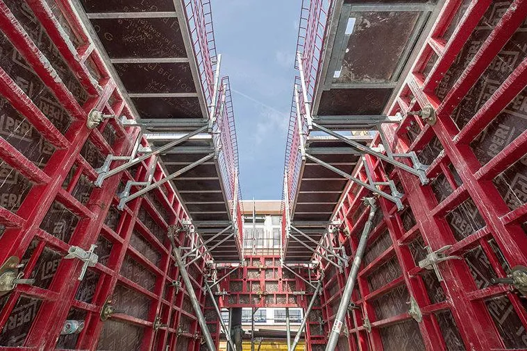 Bild: Erfolgreiches Teamwork: MAXIMO 360 und MXK Konsolensystem
