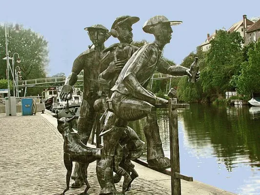 Rathenower Unternehmerverein organisierte 1. Unternehmerball in der Kreisstadt Bild: Rathenower Unternehmerverein organisierte 1. Unternehmerball in der Kreisstadt