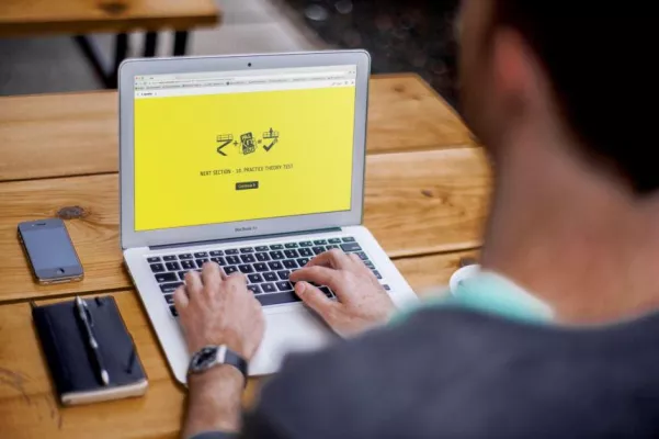 Bild: Cramer Arbeitsbühnen bietet neuen IPAF eLearning Kurs an