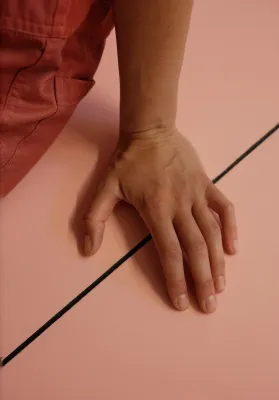 Bild: Lisa Marie Steude "In Touch"  Einzelausstellung auf Burg Klempenow