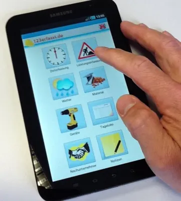 Bild: Mobile Zeiterfassung 123erfasst für das Baugewerbe mit neuen, attraktiven Möglichkeiten