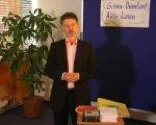 In kürzester Zeit zum IHK Abschluss – Die Methode jetzt als Video Bild: In kürzester Zeit zum IHK Abschluss – Die Methode jetzt als Video