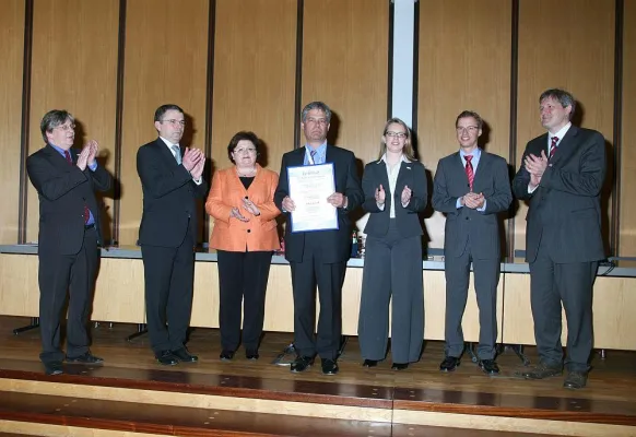 Bild: Innungsfachbetriebe: Ausgezeichnet! - Feierliche Ehrung durch Initiative „Qualität im Handwerk“