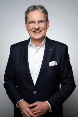 Bild: Guido Quelle beim Zukunftswiesen Summit 2026: Unternehmensnachfolge als entscheidender Erfolgsfaktor