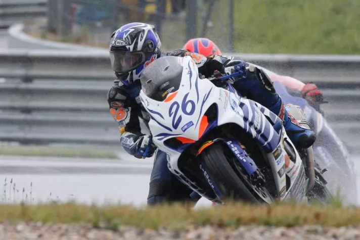 Bild: Grams drittbester deutscher Fahrer beim IDM-Rennen in Oschersleben