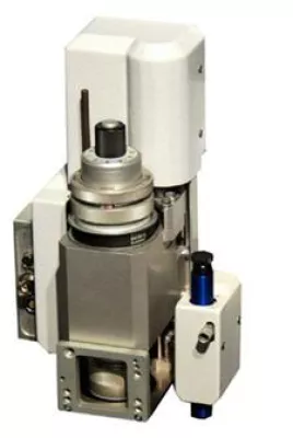 Der Laser von eurolaser kann auch Messerschneiden Bild: Der Laser von eurolaser kann auch Messerschneiden