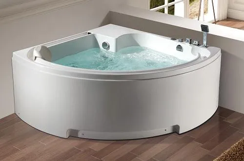 Bild: Neue Dampfduschen und Whirlpool Badewannen von Atesia für die Bausaison Herbst 2011