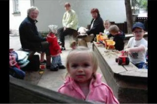 Bild: Was geht in der evangelischen Kirche in der Berliner Weihnachtkirche vor - hat das System?