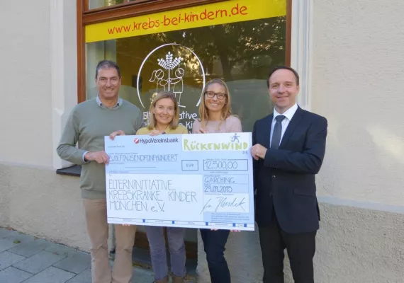 Bild: Nach Rückenwindlauf wurden 12 500 Euro für krebskranke Kinder zusammengetragen