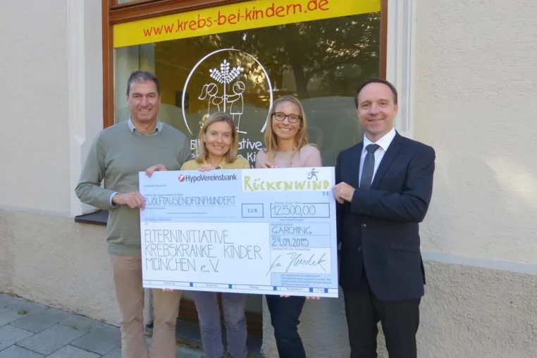 Bild: Nach Rückenwindlauf wurden 12 500 Euro für krebskranke Kinder zusammengetragen
