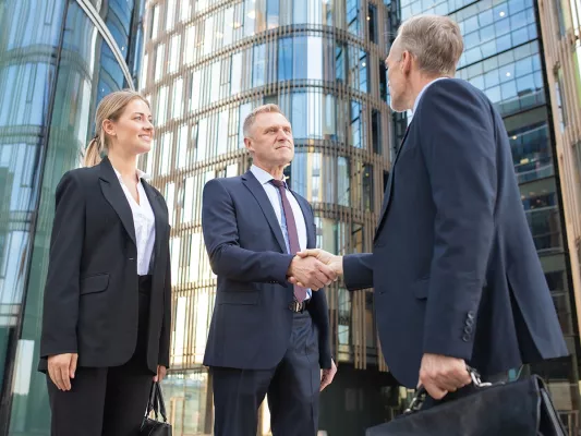 Bild: Bankzinsen und der gesenkte Leitzins der Europäischen Zentralbank: Chancen für europäische Anleger